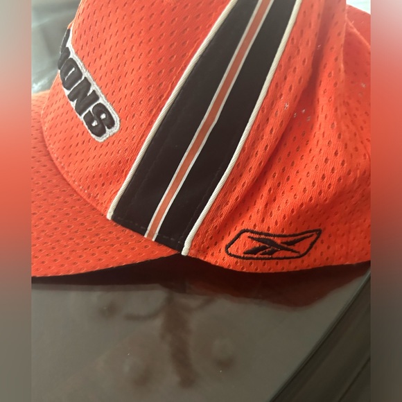 Like new- BC Lions cap - Picture 4 of 4